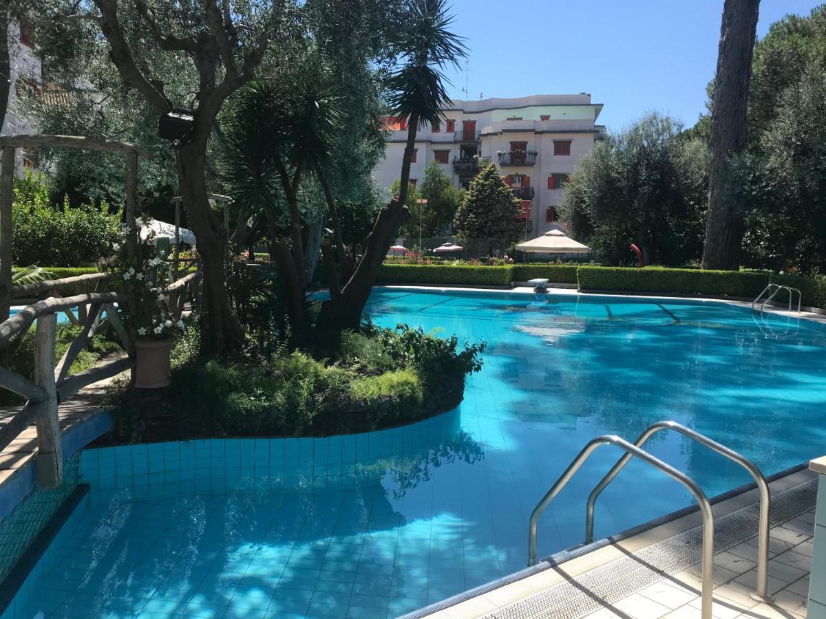 Short-Lets D33, Part Of The House Is Available For Short-Term Rentals In Sorrento Center Екстериор снимка