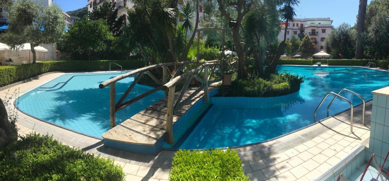 Short-Lets D33, Part Of The House Is Available For Short-Term Rentals In Sorrento Center Екстериор снимка