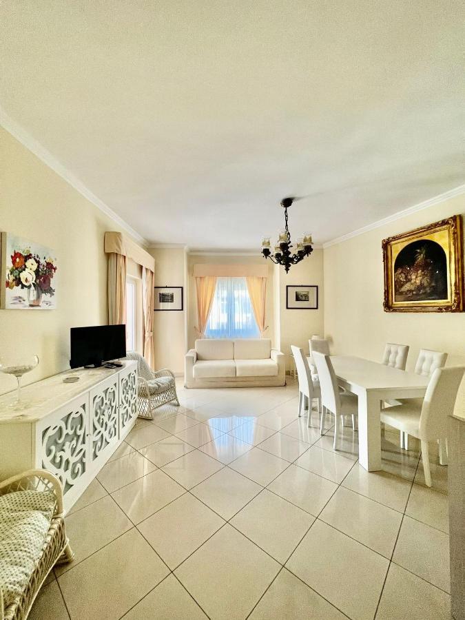 Short-Lets D33, Part Of The House Is Available For Short-Term Rentals In Sorrento Center Екстериор снимка